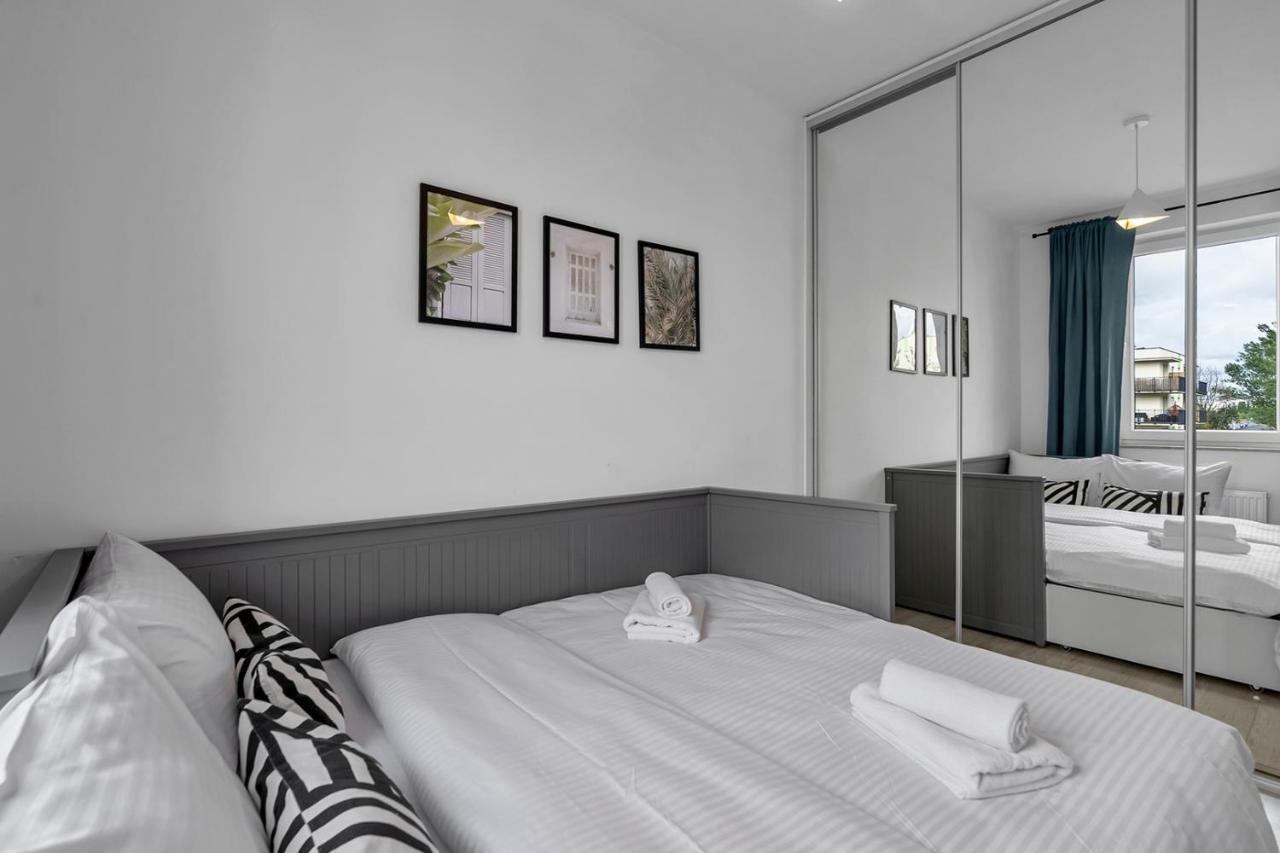 Wlochy Klinkierowa Comfort Apartment Varsó Kültér fotó